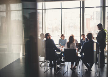 Yok Hükmünde Olan Çağrı Üzerine Toplanan Genel Kurulda Alınan Kararlar Da Yok Hükmündedir (Yargıtay Kararı)